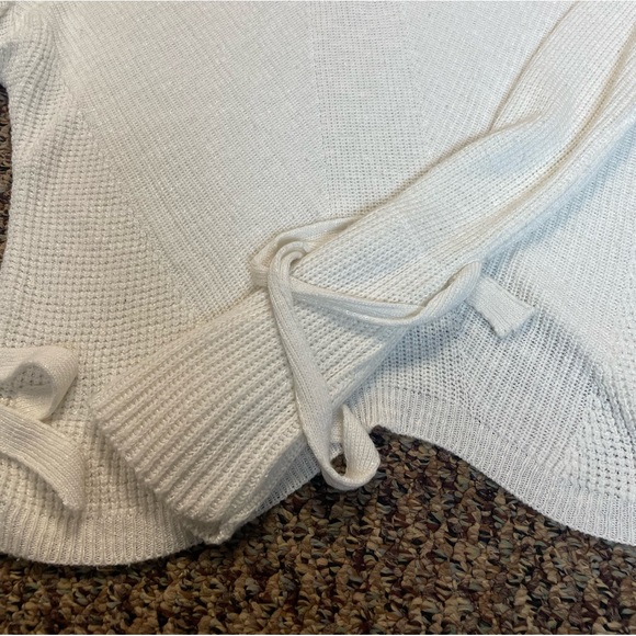 Express White Sweater Top with Fun Sleeves, Size xs - Picture 6 of 7